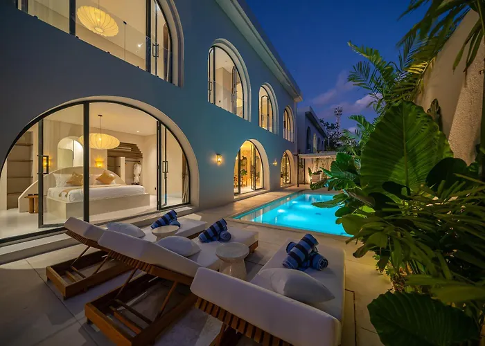Villa Padang Senang - Tropical Luxe 3br, Short Walk To The *