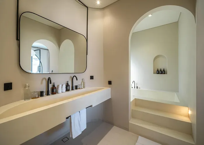 Padang Senang - Tropical Luxe 3br, Short Walk To The Villa
