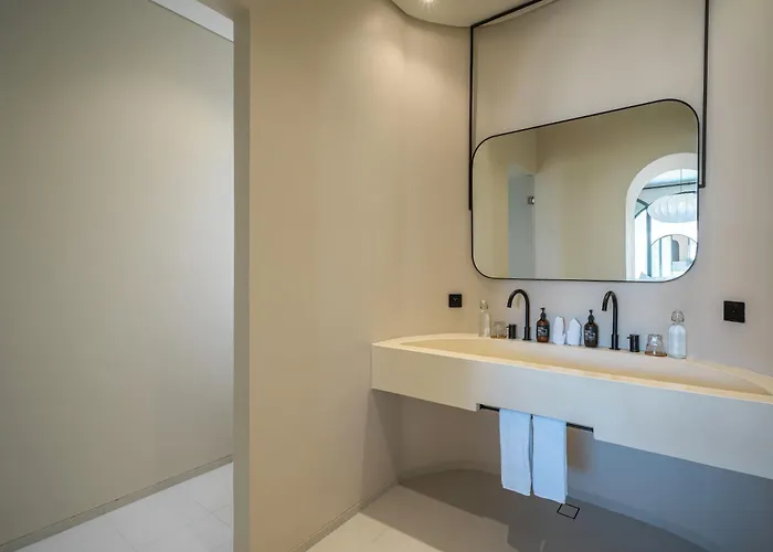 Padang Senang - Tropical Luxe 3br, Short Walk To The Villa