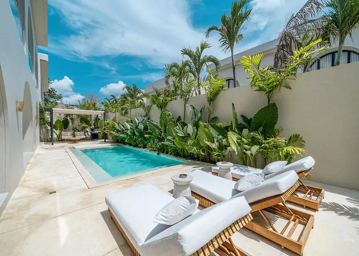 Villa Padang Senang - Tropical Luxe 3br, Short Walk To The Uluwatu